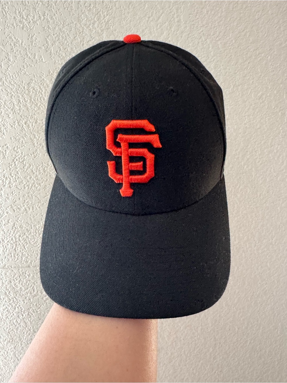 SF GIANTS New Era Black 9FORTY Adjustable Baseball Cap